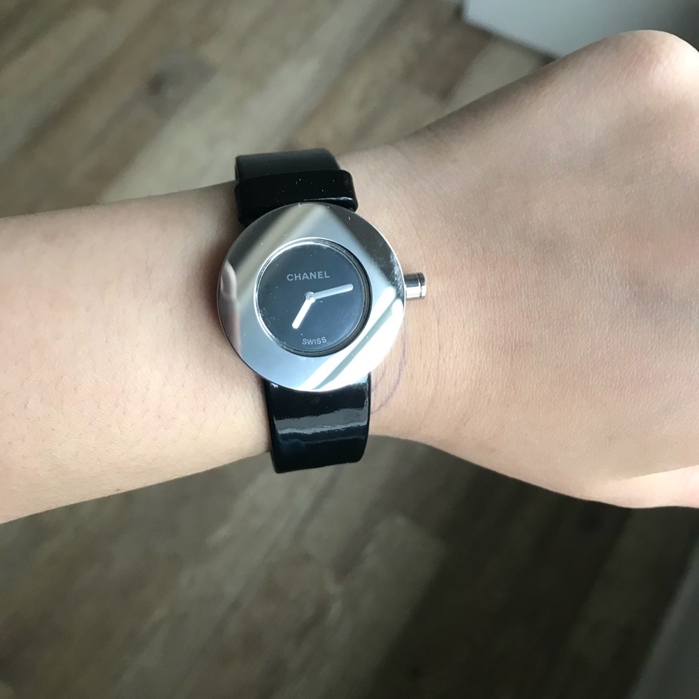 Chanel watch - Picture 3 of 9